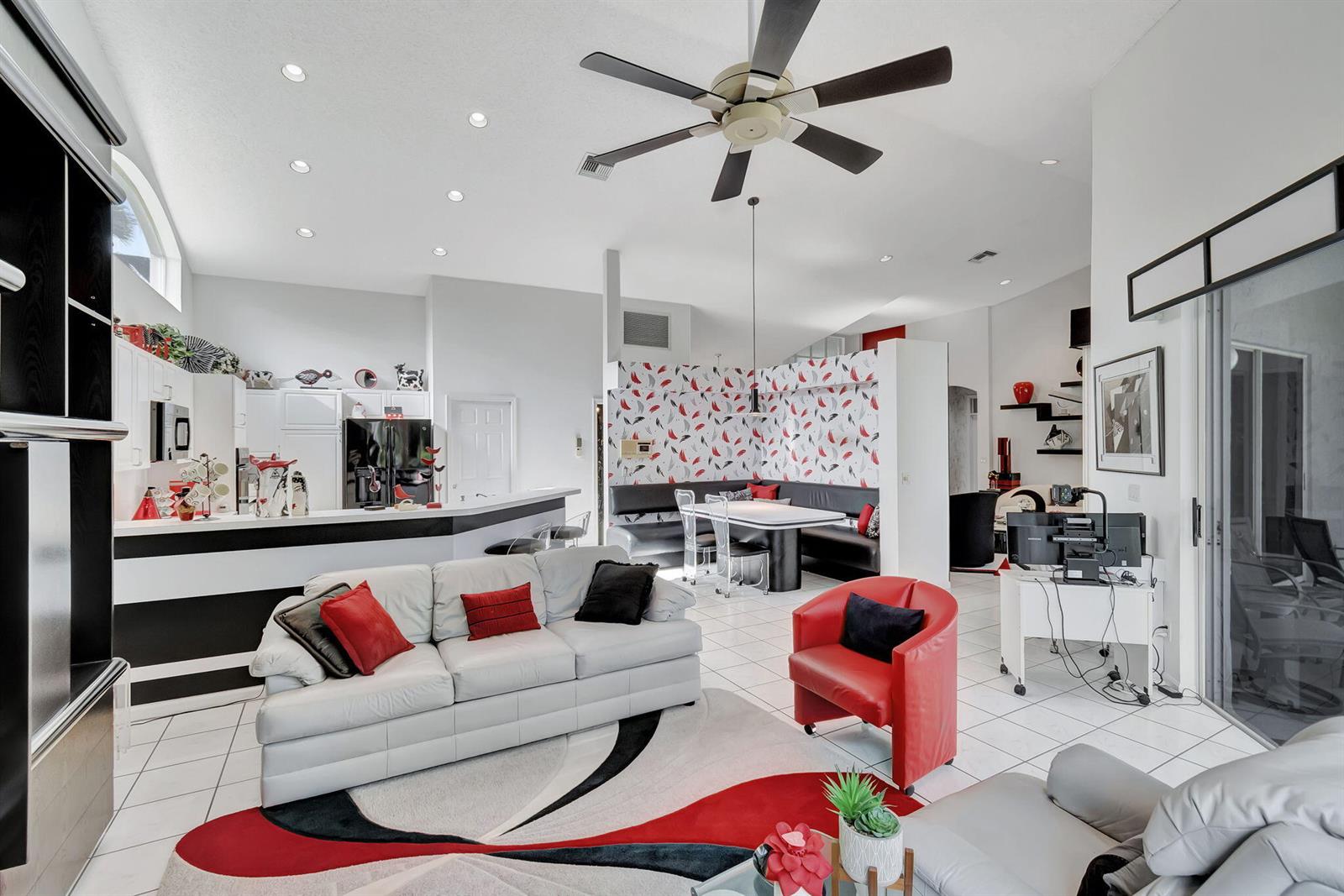See details 7791 3 / 2556 sq. ft. $ 2026-07-14 0 Photo