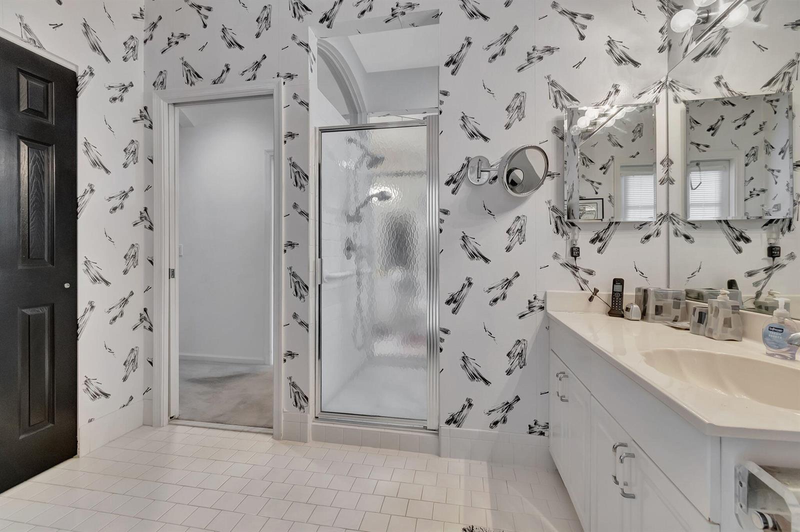 See details 7791 3 / 2556 sq. ft. $ 2026-07-14 0 Photo