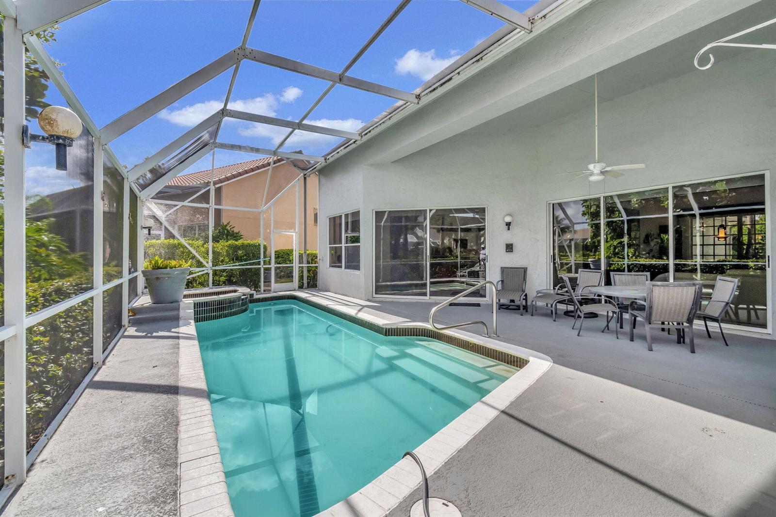See details 7791 3 / 2556 sq. ft. $ 2026-07-14 0 Photo