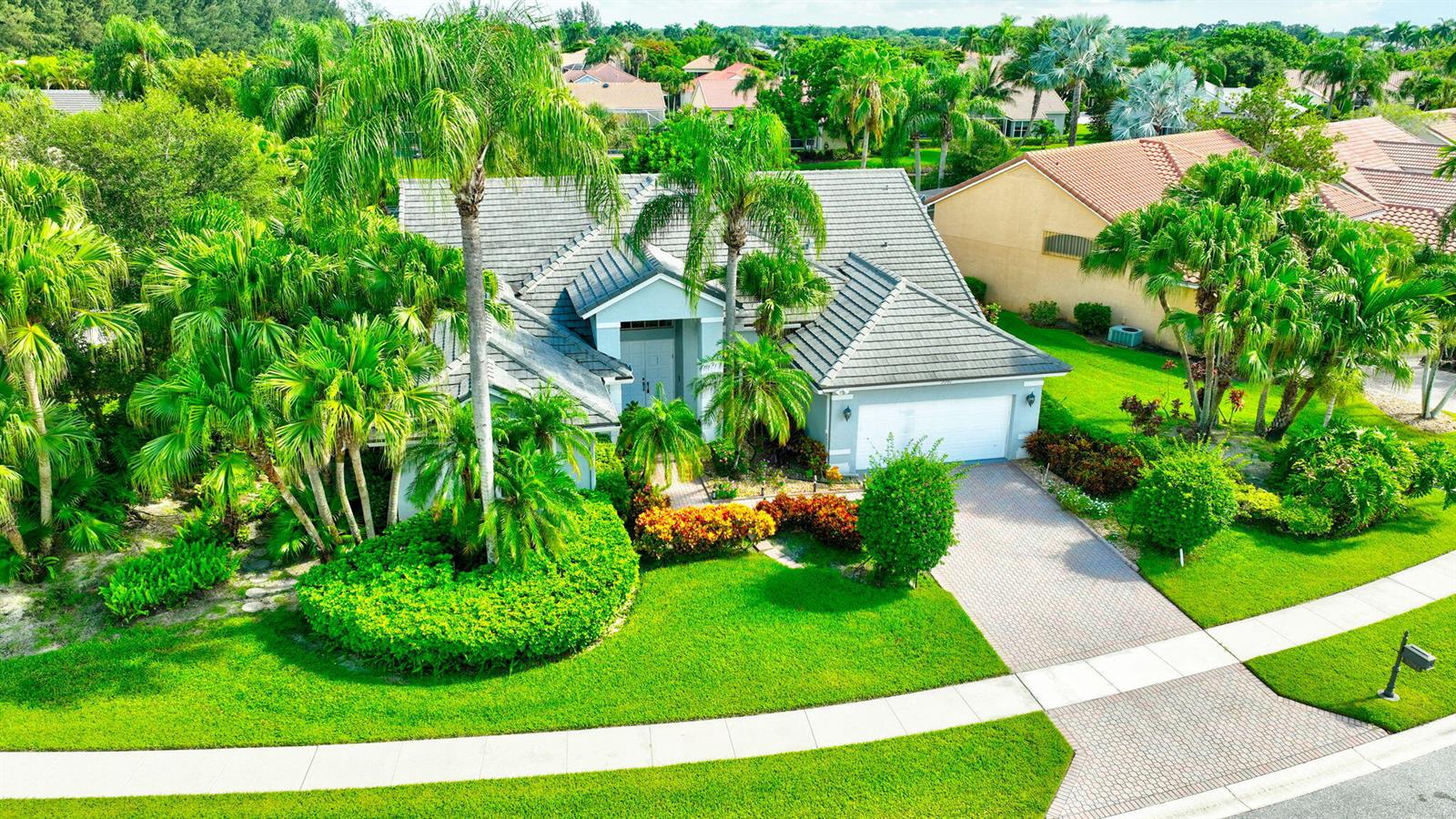 See details 7791 3 / 2556 sq. ft. $ 2026-07-14 0 Photo