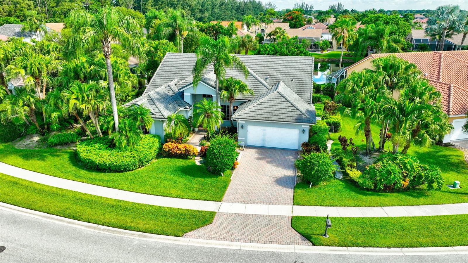 See details 7791 3 / 2556 sq. ft. $ 2026-07-14 0 Photo