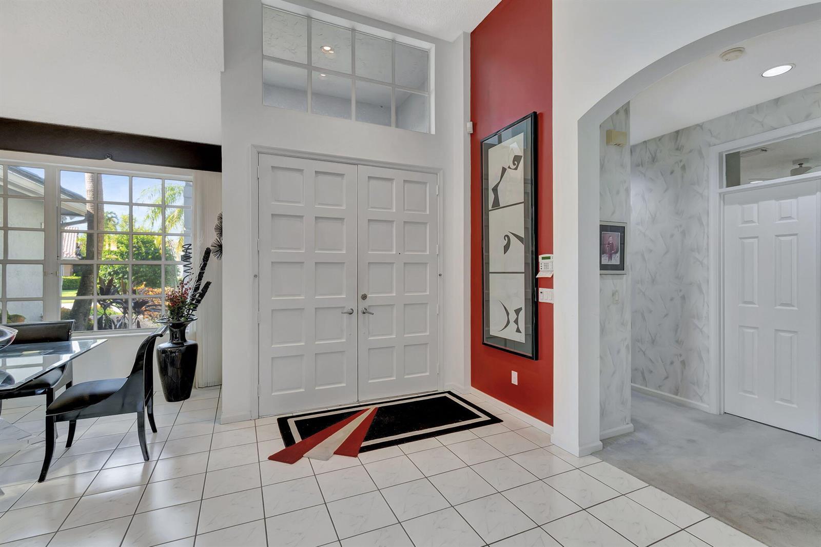 See details 7791 3 / 2556 sq. ft. $ 2026-07-14 0 Photo