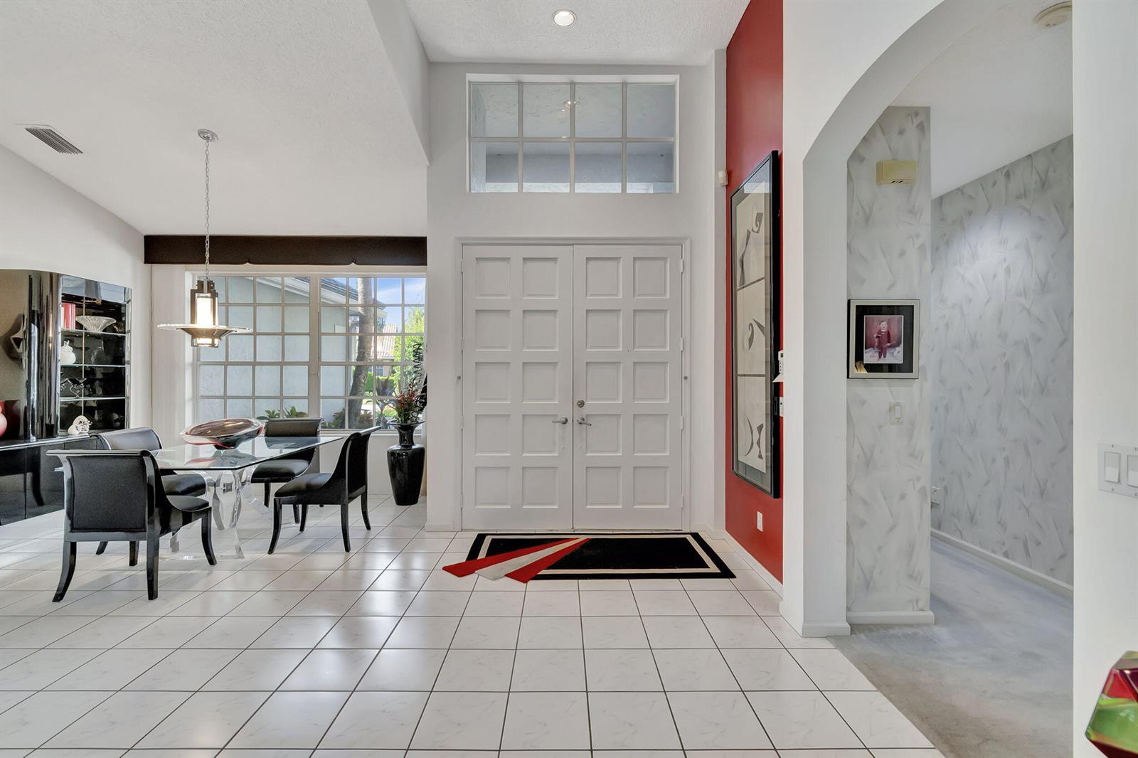 See details 7791 3 / 2556 sq. ft. $ 2026-07-14 0 Photo