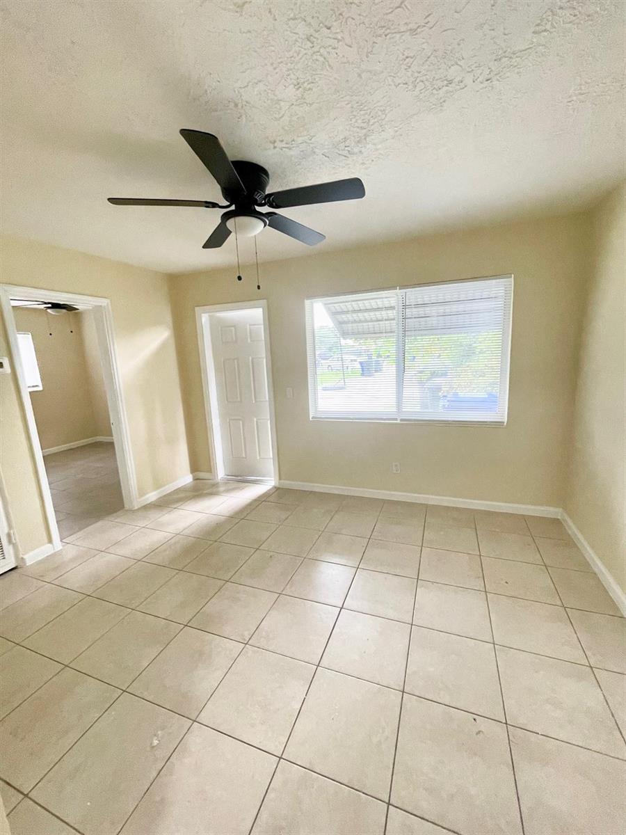 Ver detalles / 0 2609 sq. ft. $ 2025-11-21 0 foto