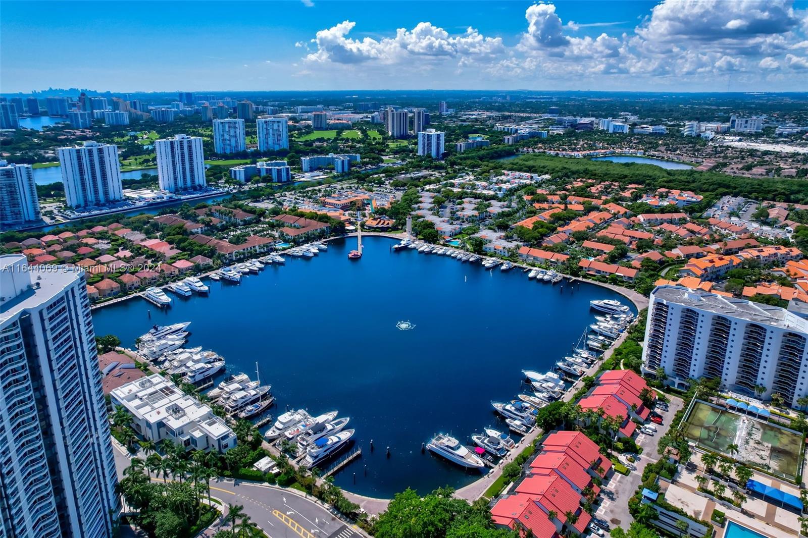 Photo of 21200 Point Pl  #1204, Aventura, Florida, 33180 - 
