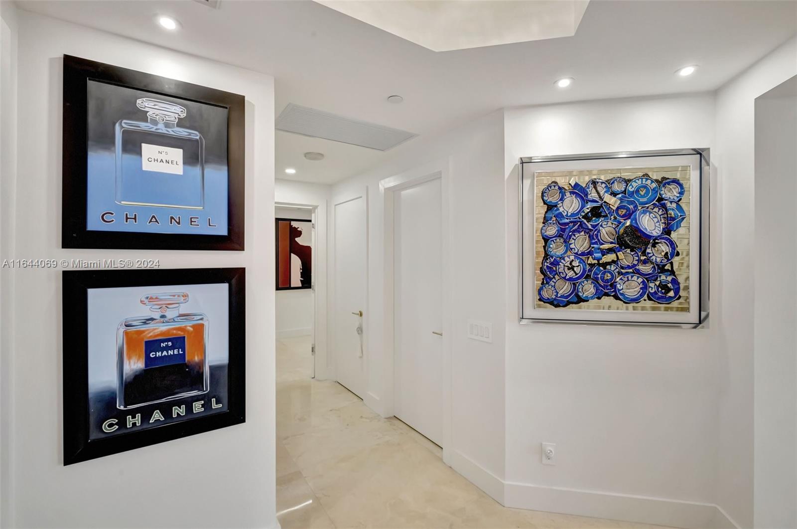Photo of 21200 Point Pl  #1204, Aventura, Florida, 33180 - 