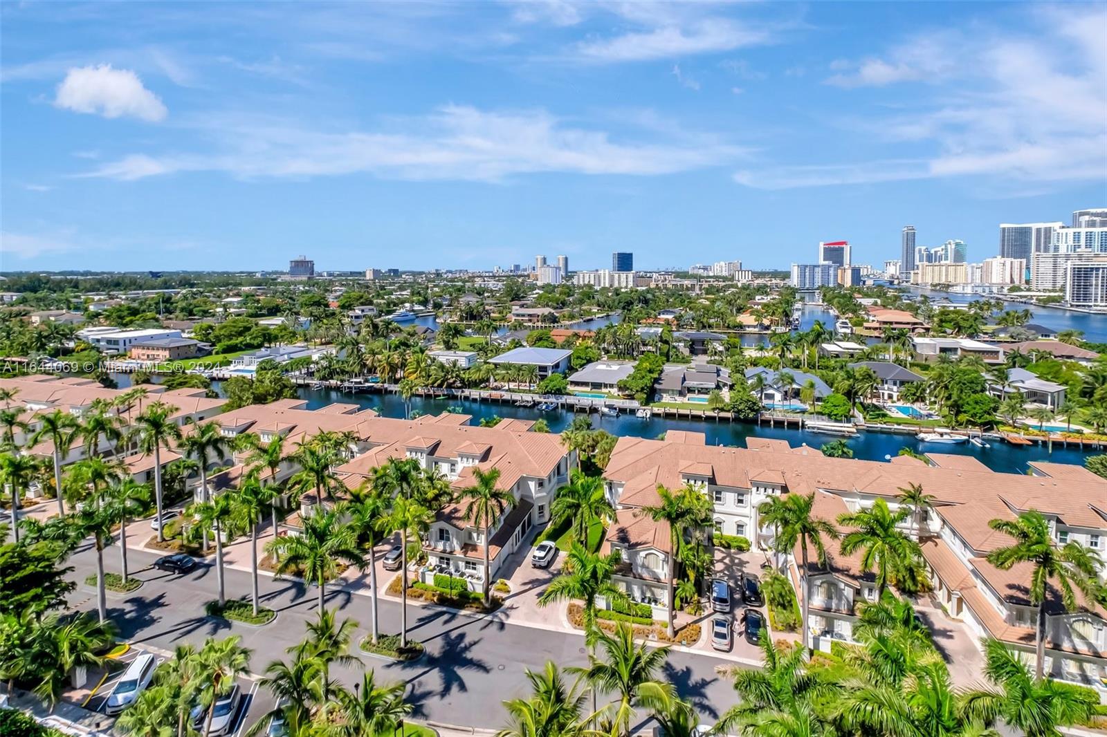 Photo of 21200 Point Pl  #1204, Aventura, Florida, 33180 - 