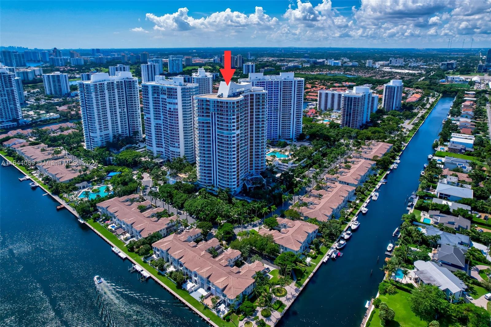 Photo of 21200 Point Pl  #1204, Aventura, Florida, 33180 - 