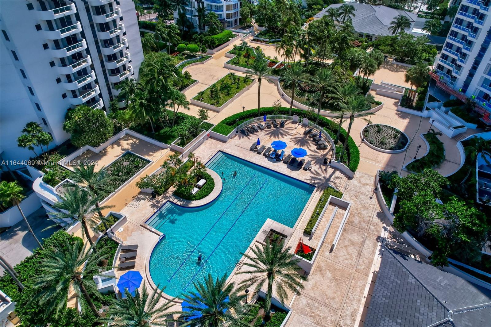 Photo of 21200 Point Pl  #1204, Aventura, Florida, 33180 - 