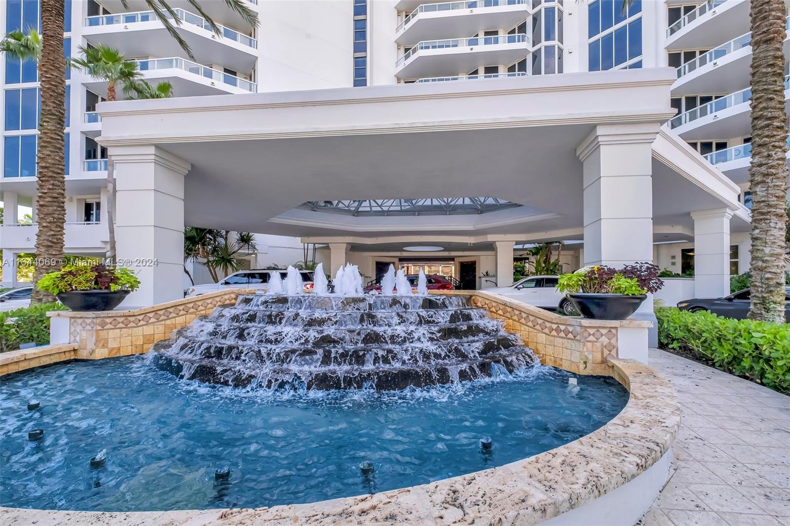 Photo of 21200 Point Pl  #1204, Aventura, Florida, 33180 - 