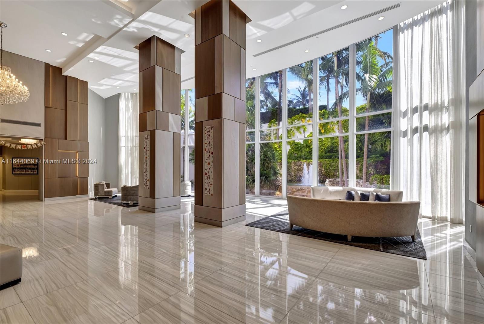 Photo of 21200 Point Pl  #1204, Aventura, Florida, 33180 - 