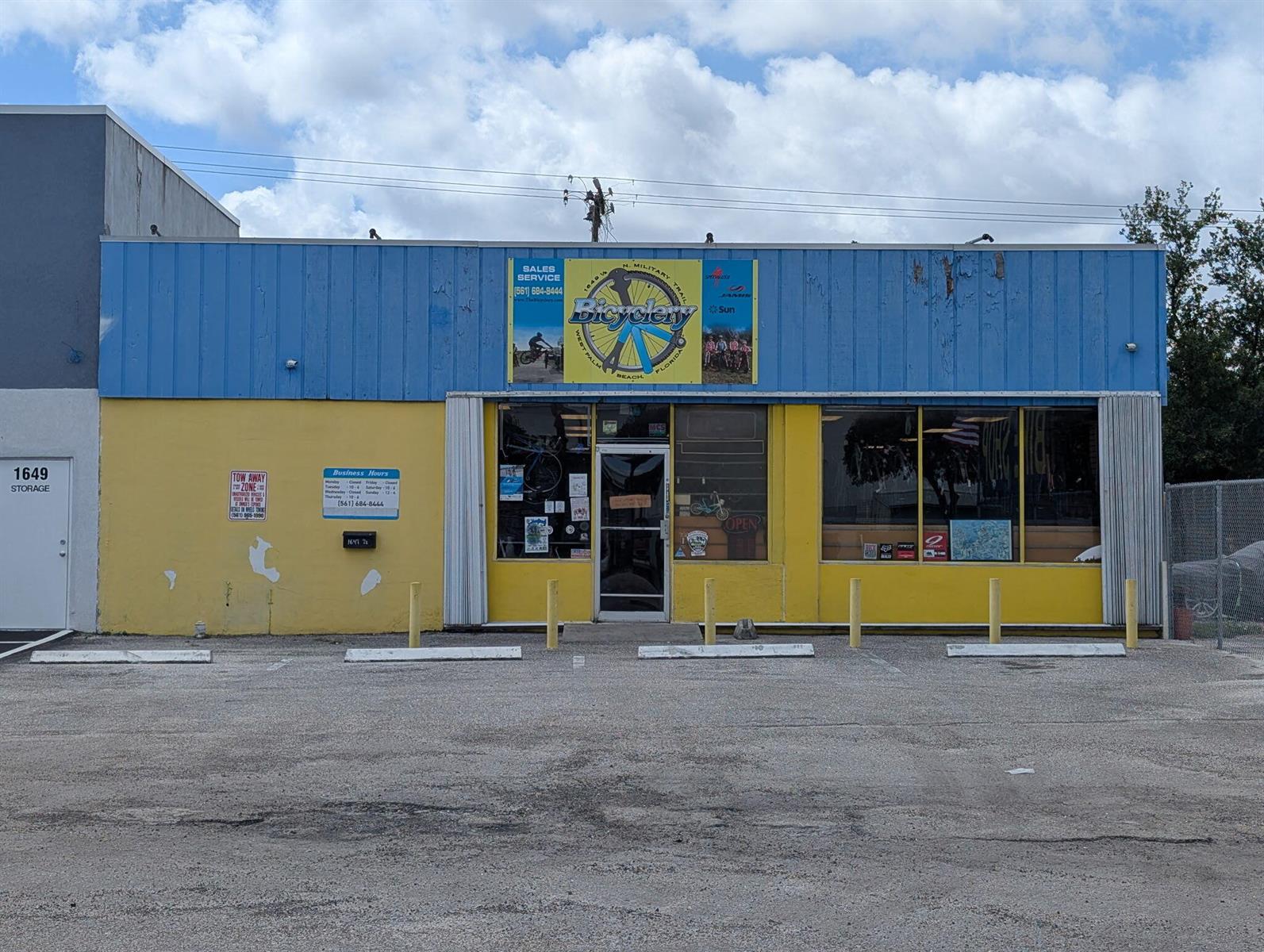   / 1  sq. ft. $ 2026-05-30 0 Photo