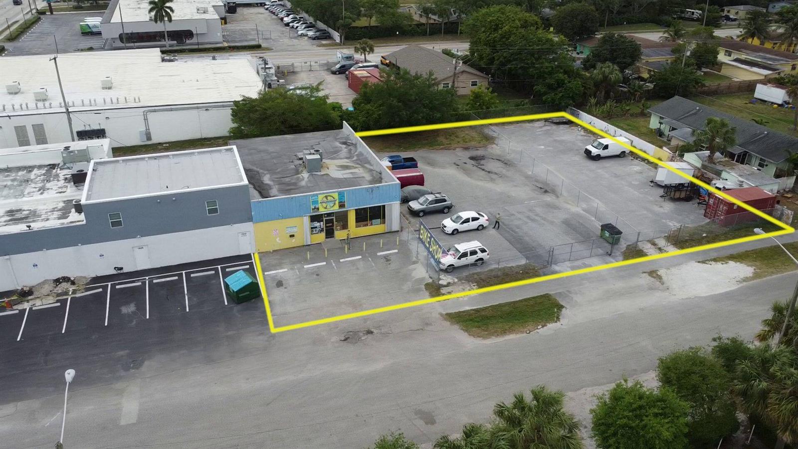   / 1  sq. ft. $ 2026-05-30 0 Photo