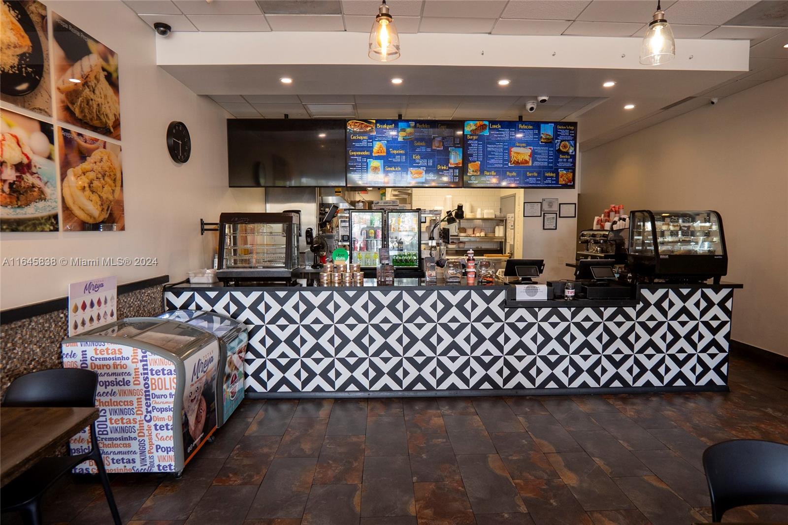 Подробнее / кв.футов $ 2024-12-20 0 Фото