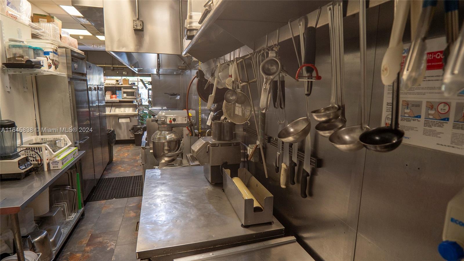 Подробнее / кв.футов $ 2024-12-20 0 Фото