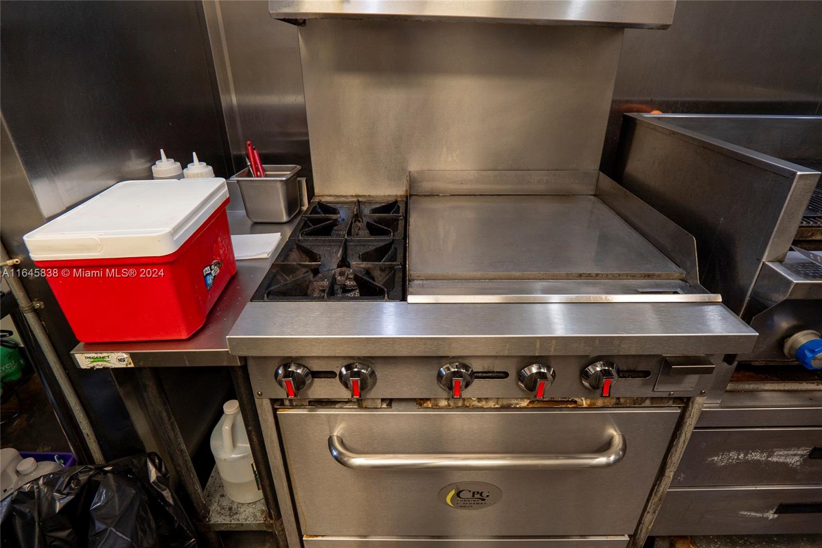 Подробнее / кв.футов $ 2024-12-20 0 Фото