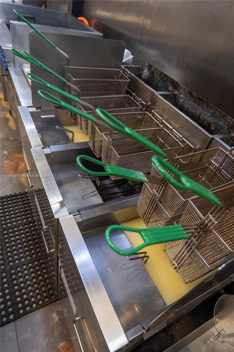 Подробнее / кв.футов $ 2024-12-20 0 Фото