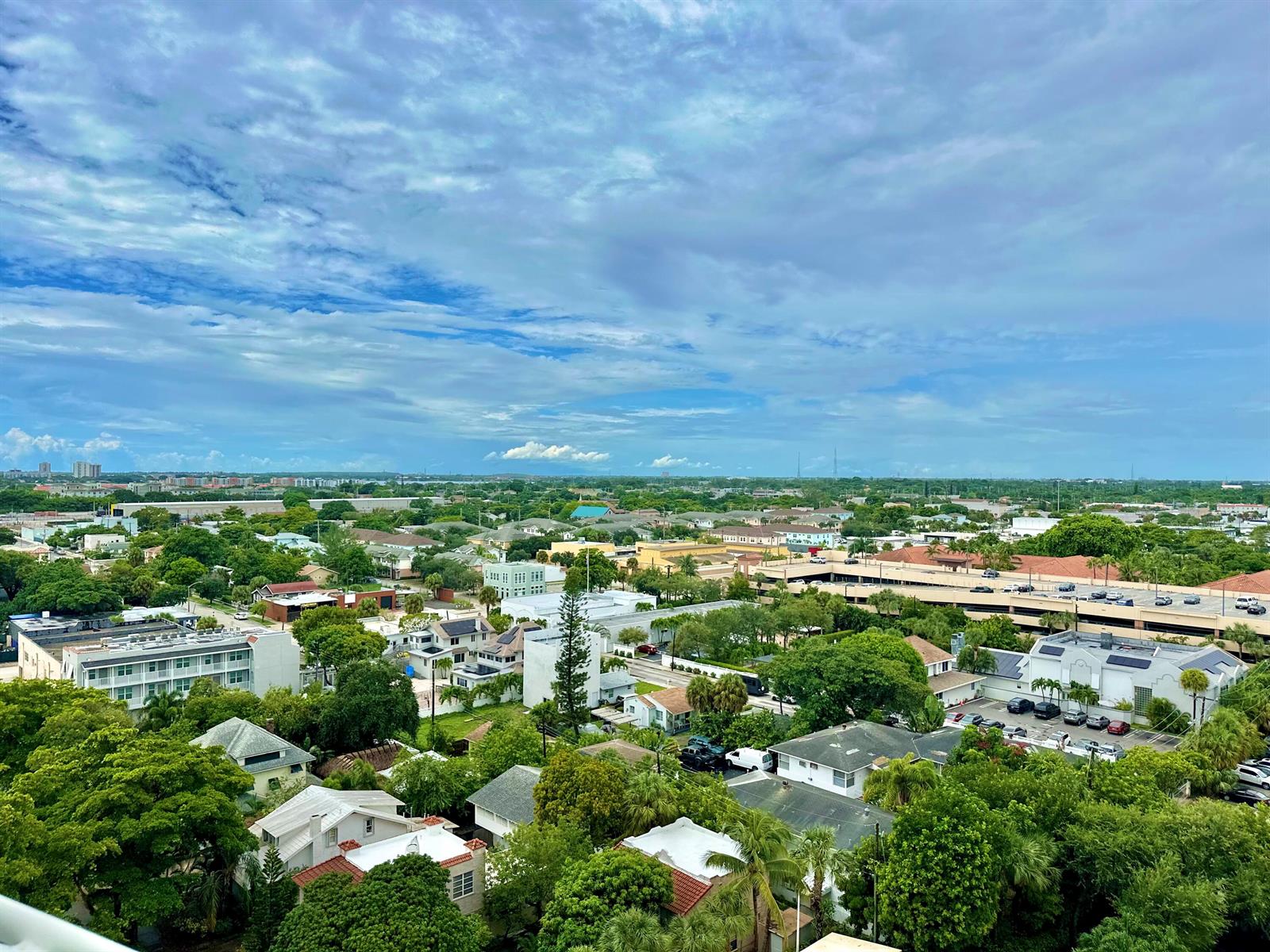 Ver detalles 1205 2 / 2 1175 sq. ft. $ 2026-05-23 0 foto