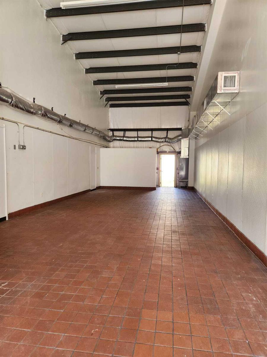   / 1  кв.футов $ 2026-05-30 0 Фото