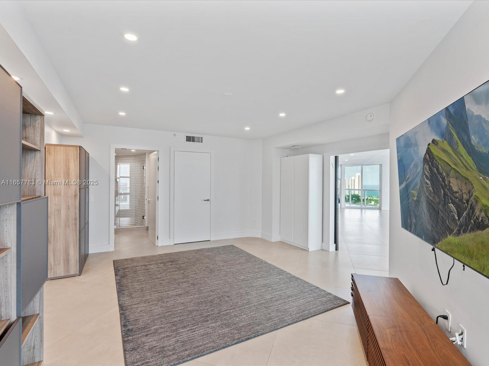 Photo of 3370 Hidden Bay Dr  #2900, Aventura, Florida, 33180 - 