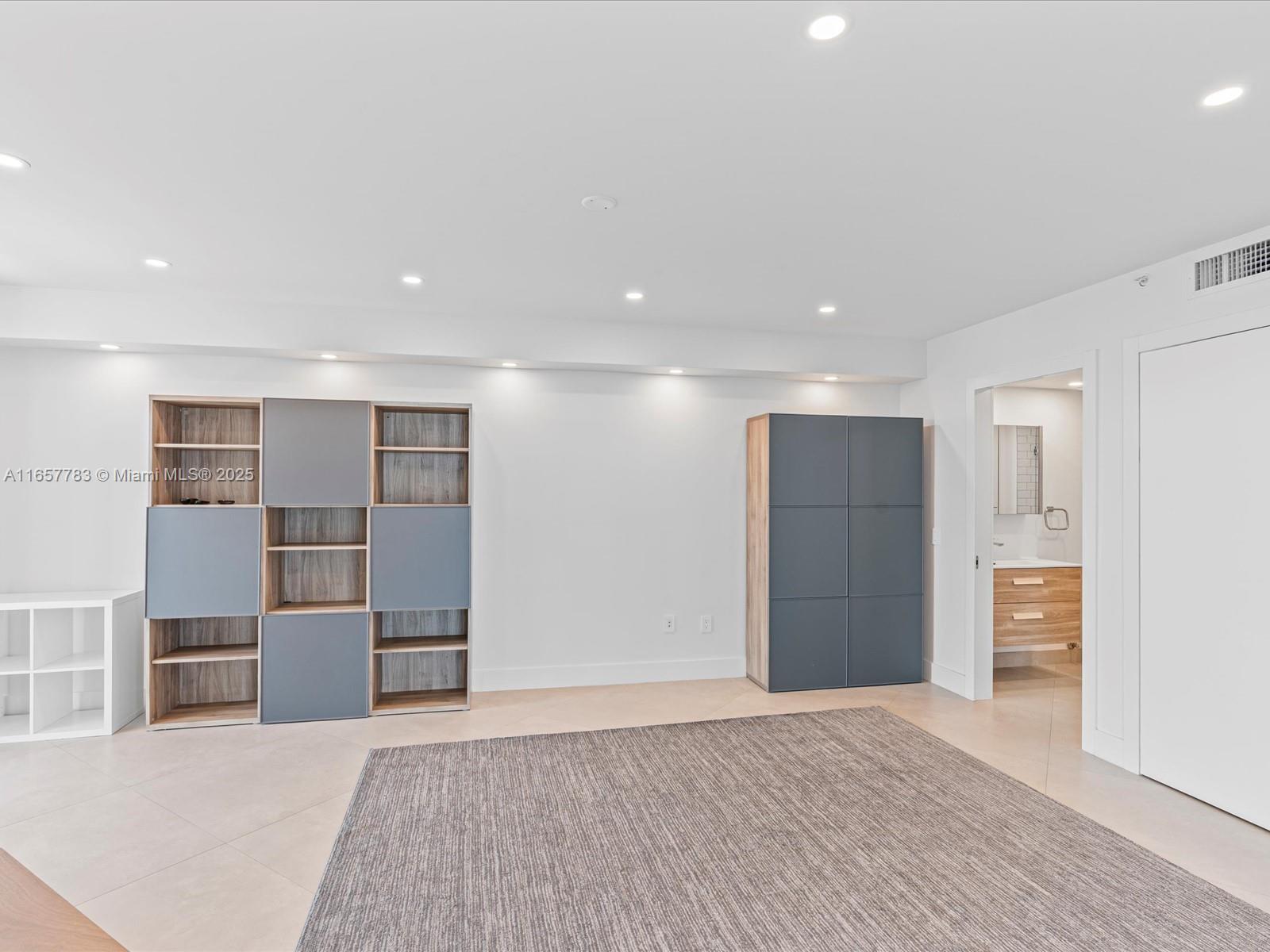 Photo of 3370 Hidden Bay Dr  #2900, Aventura, Florida, 33180 - 