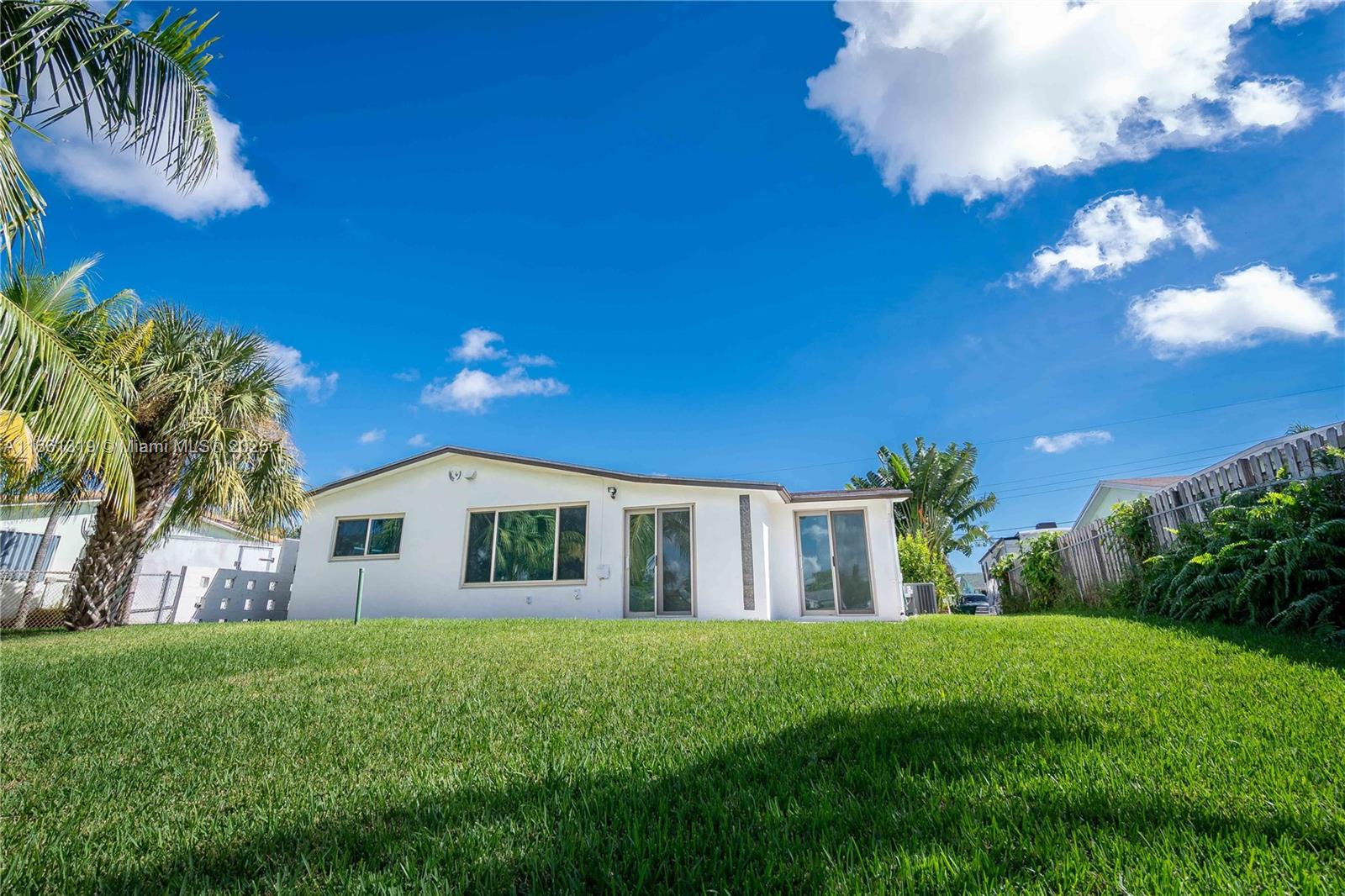 4461 4 / 2 1543 sq. ft. $ 2025-03-12 0 Photo