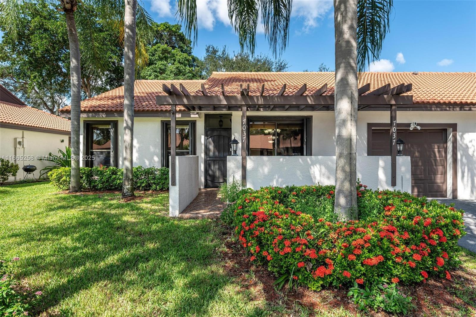 See details 7037 2 / 2 1492 sq. ft. $ 2025-08-02 0 Photo