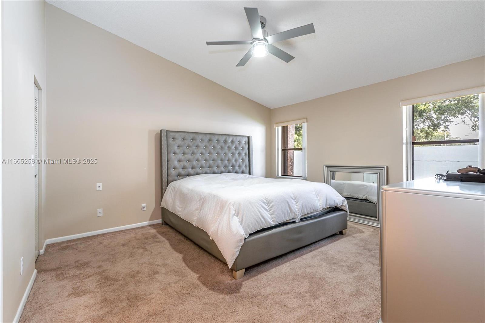 See details 7037 2 / 2 1492 sq. ft. $ 2025-08-02 0 Photo