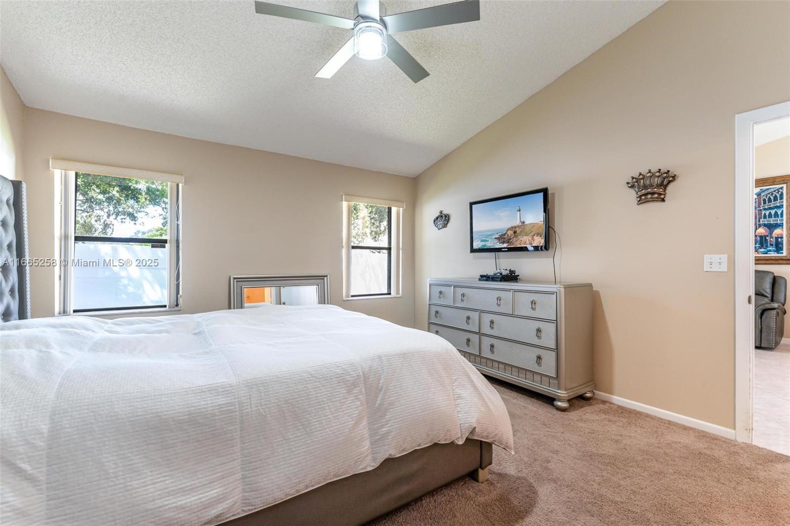 See details 7037 2 / 2 1492 sq. ft. $ 2025-08-02 0 Photo