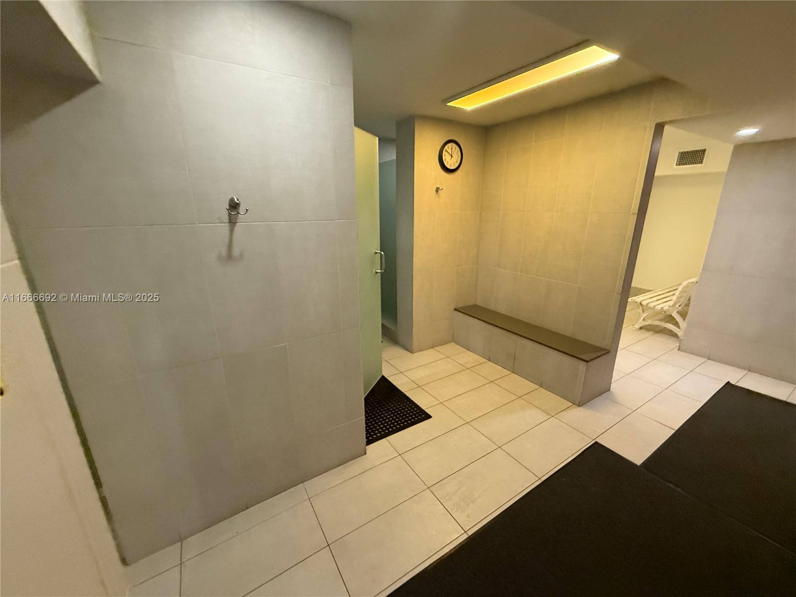 Photo of 2201 Ocean Dr  #904, Hollywood, Florida, 33019 - 