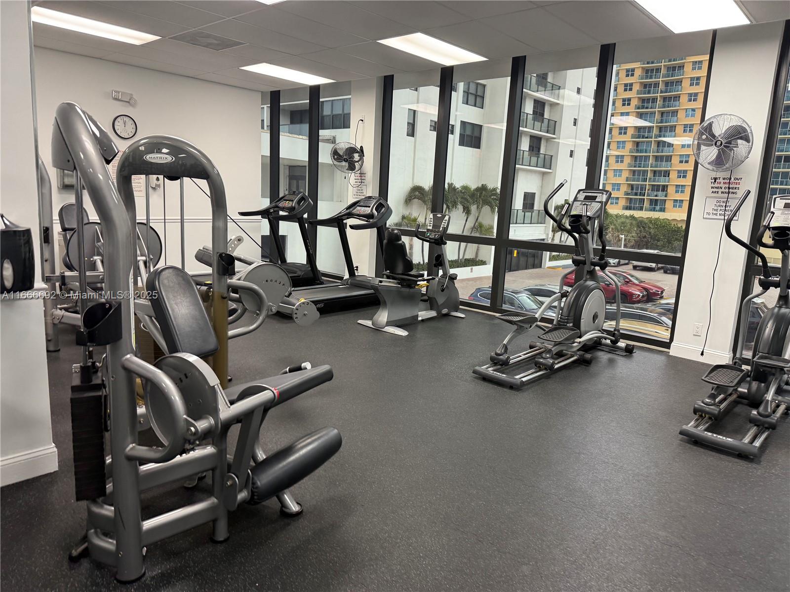 Photo of 2201 Ocean Dr  #904, Hollywood, Florida, 33019 - 