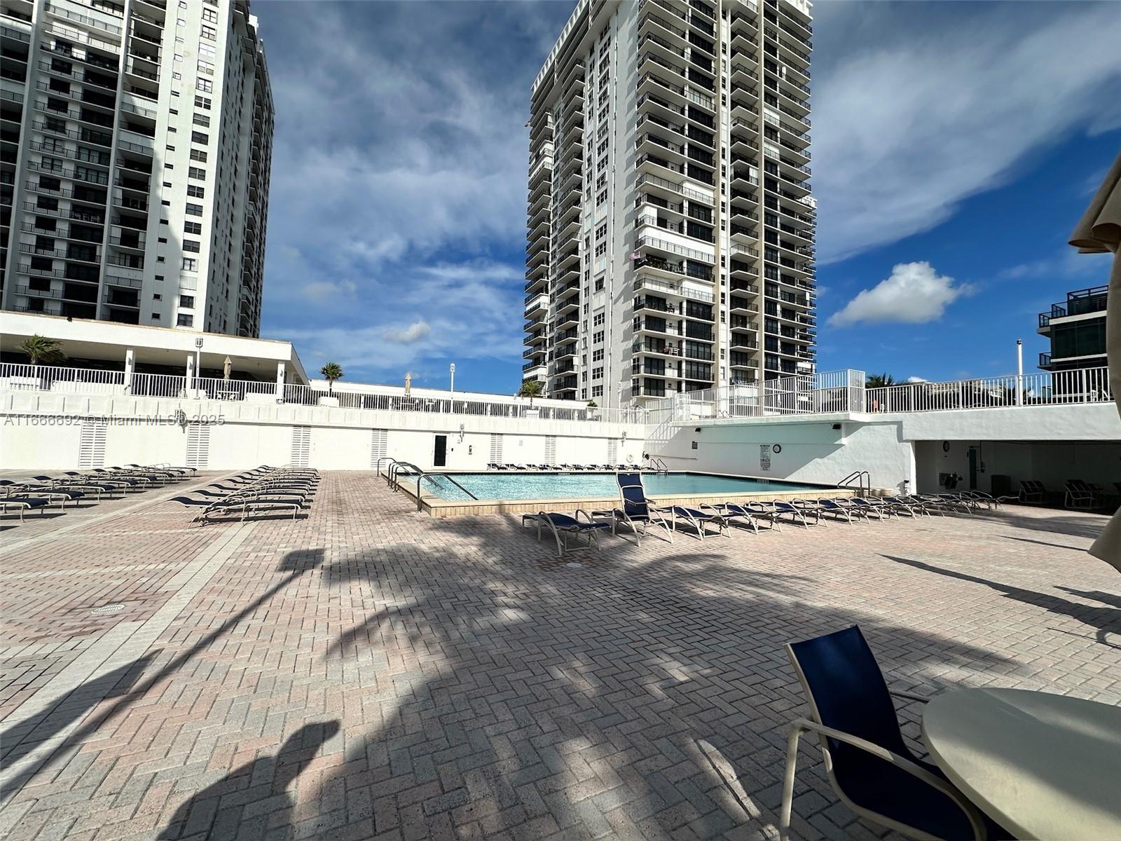 Photo of 2201 Ocean Dr  #904, Hollywood, Florida, 33019 - 