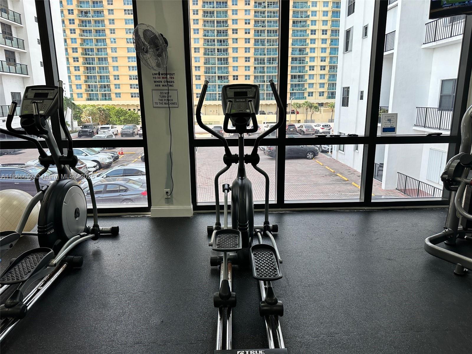 Photo of 2201 Ocean Dr  #904, Hollywood, Florida, 33019 - 