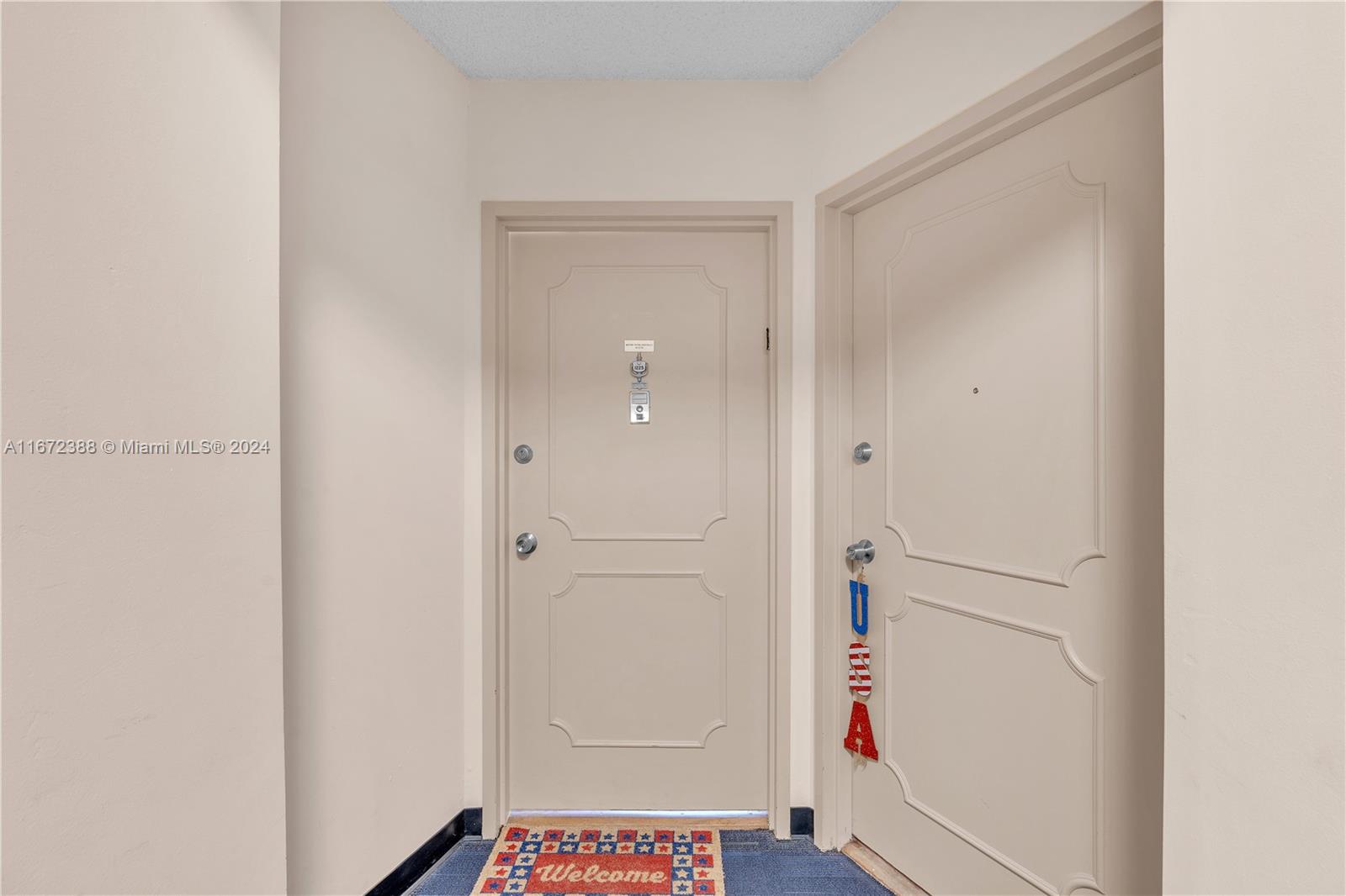Ver detalles 1225W 2 / 2 1140 sq. ft. $ 2025-01-28 0 foto