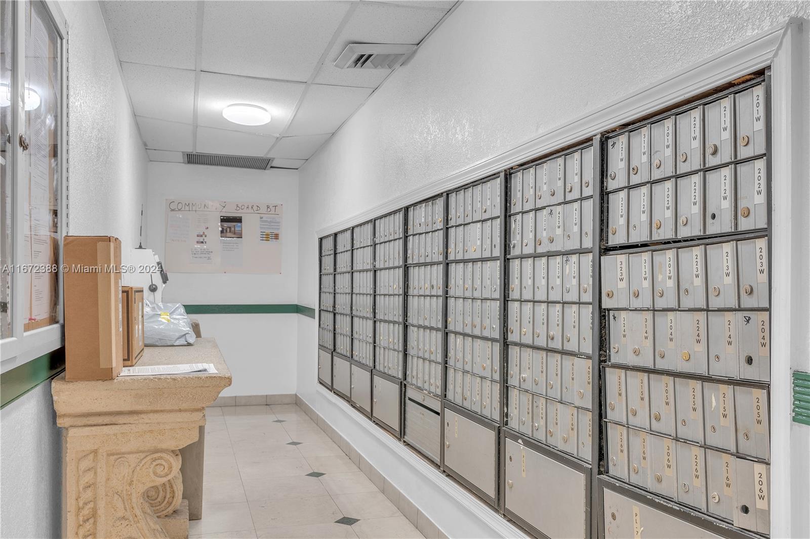 Ver detalles 1225W 2 / 2 1140 sq. ft. $ 2025-01-28 0 foto
