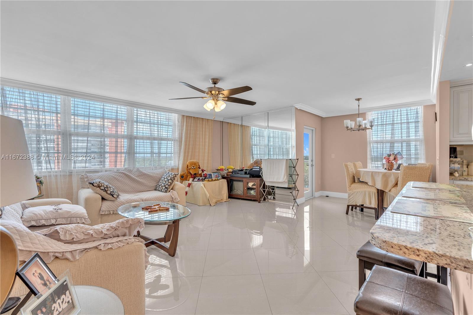 Ver detalles 1225W 2 / 2 1140 sq. ft. $ 2025-01-28 0 foto