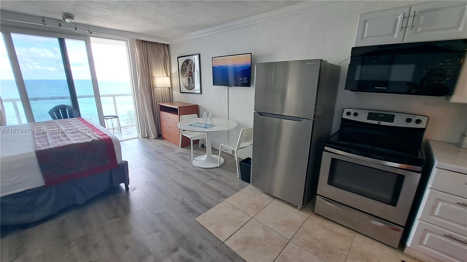 Photo of 19201 Collins Ave #747, Sunny Isles Beach, Florida, 33160 -