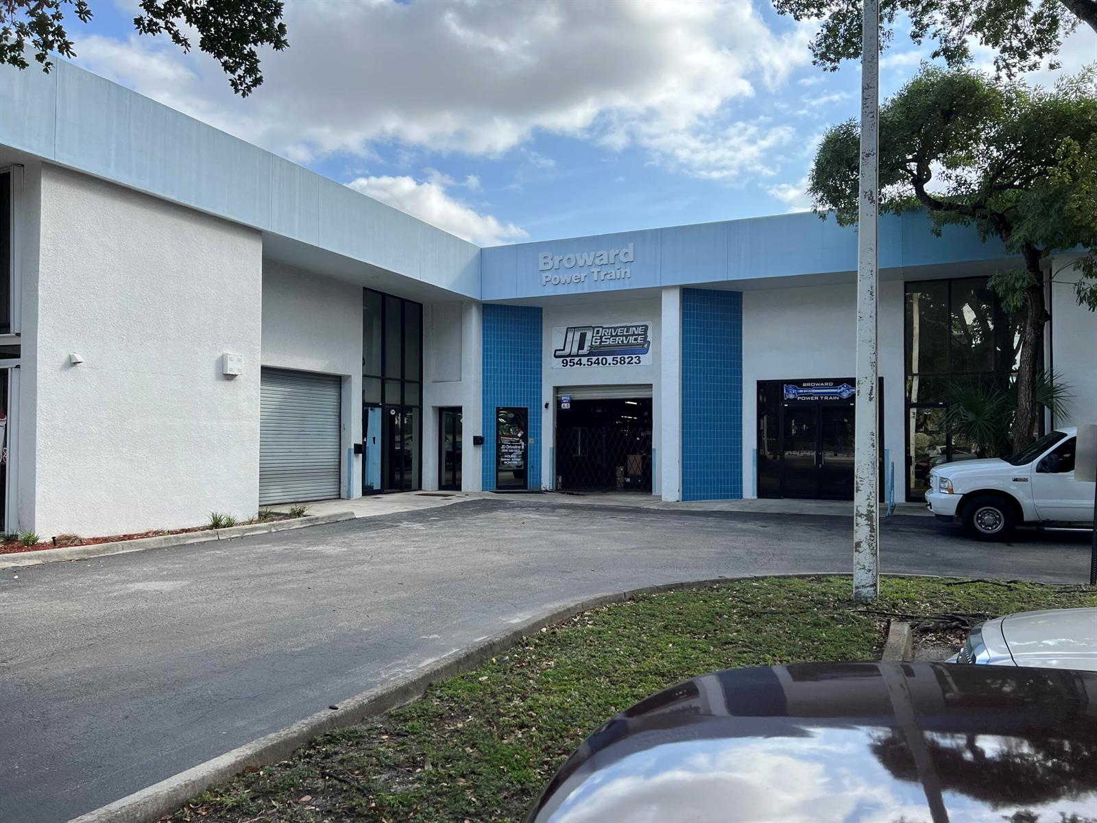 Ver detalles 5-11 / 2 sq. ft. $ 2026-06-17 0 foto