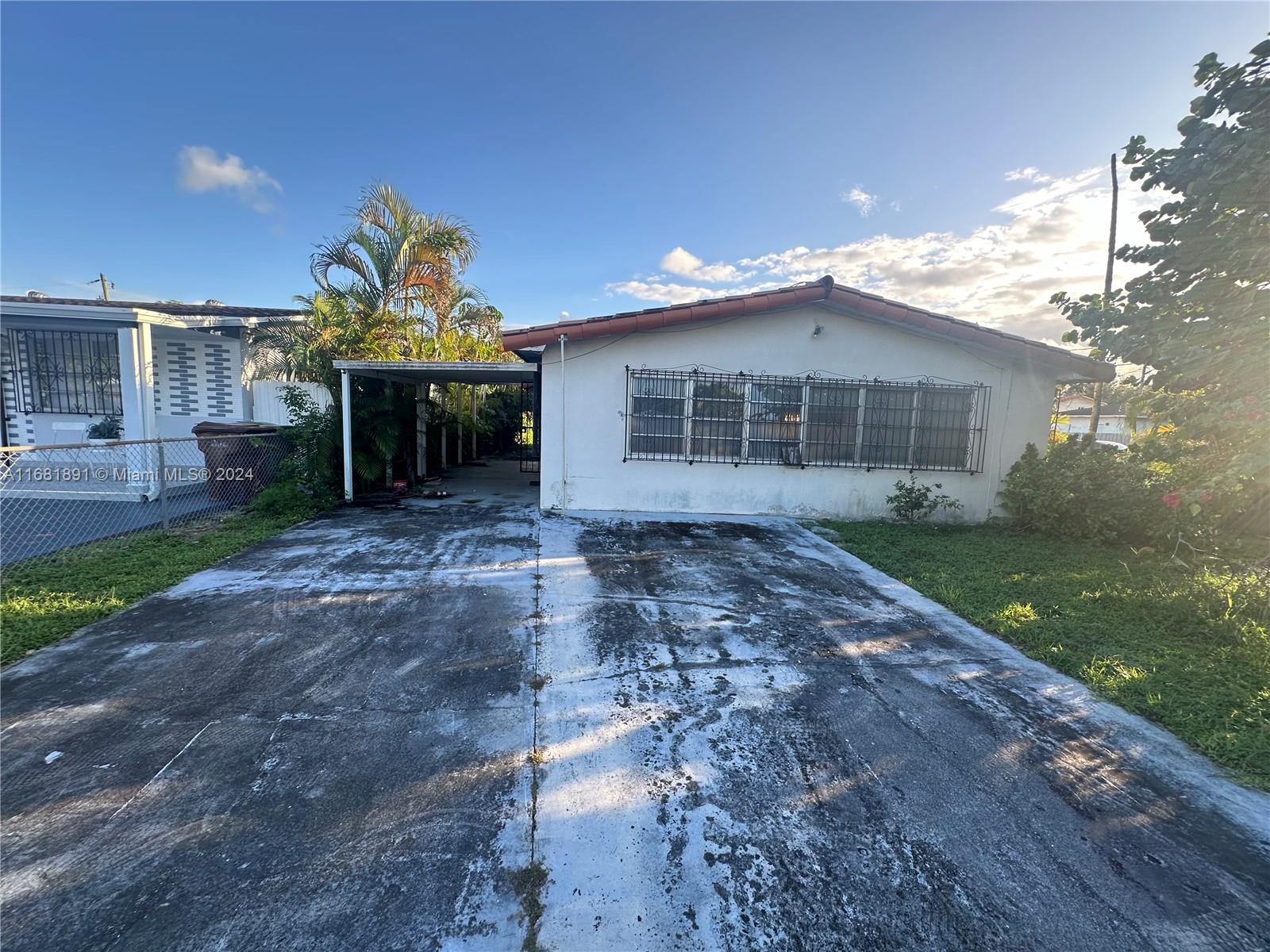 Ver detalles 405 3 / 3 1673 sq. ft. $ 2025-08-18 0 foto