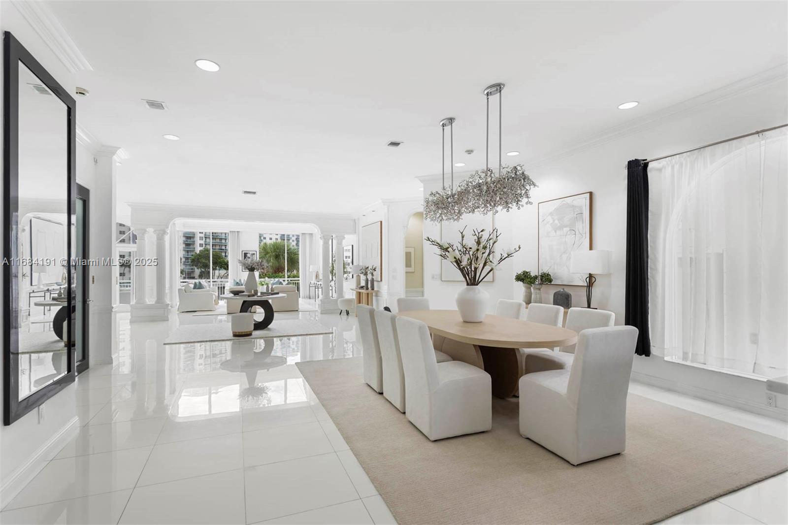 Photo of 19555 37th Ave (19555), Aventura, Florida, 33180 -