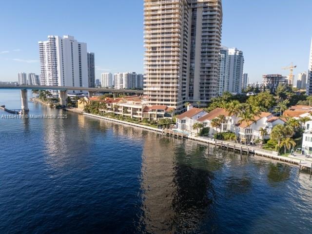 Photo of 19555 37th Ave (19555), Aventura, Florida, 33180 -