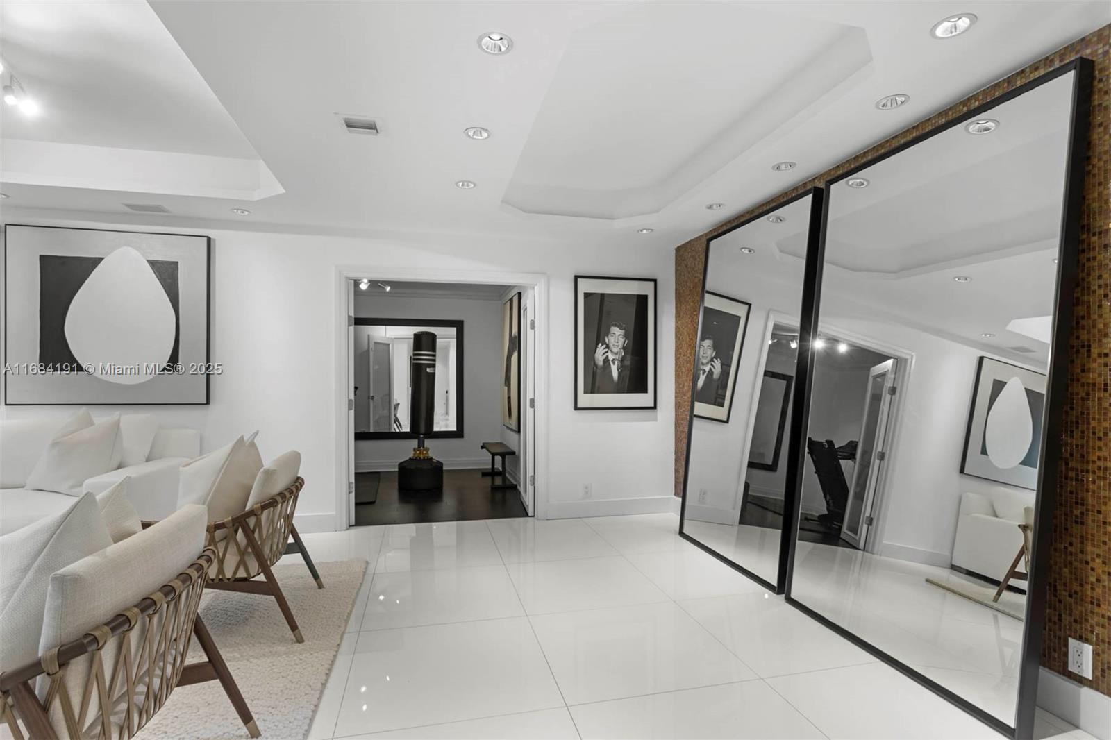 Photo of 19555 37th Ave (19555), Aventura, Florida, 33180 -