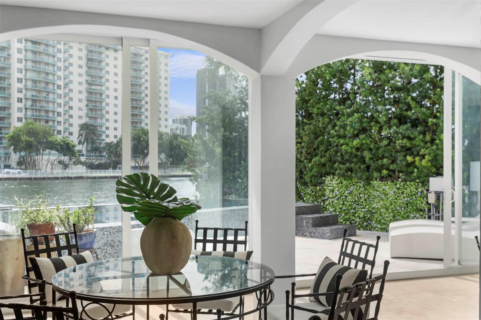 Photo of 19555 37th Ave (19555), Aventura, Florida, 33180 -