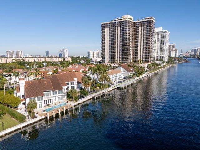 Photo of 19555 37th Ave (19555), Aventura, Florida, 33180 -