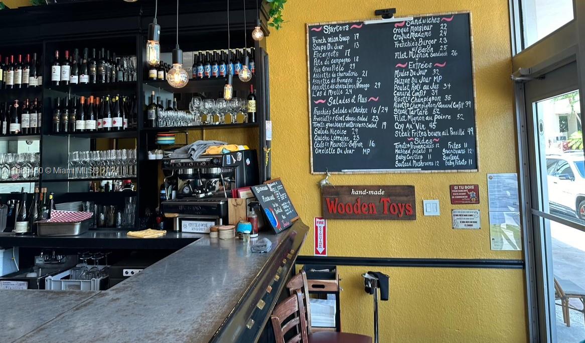 See details / sq. ft. $ 2024-10-30 0 Photo