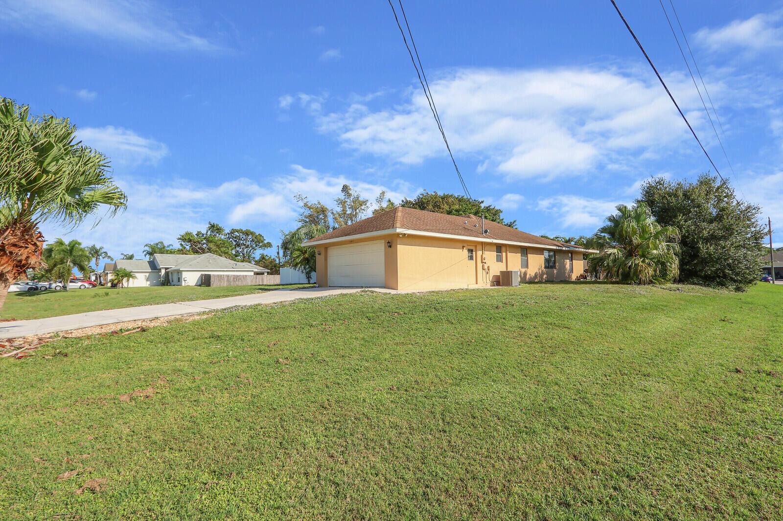 1991 3 / 2 1832 sq. ft. $ 2025-08-01 0 Photo