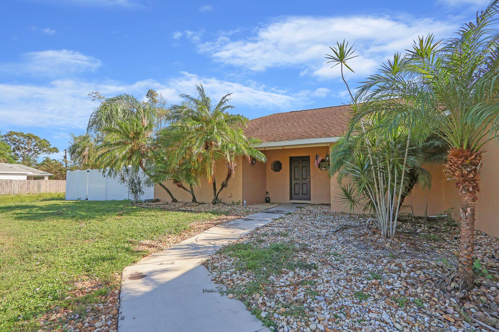 1991 3 / 2 1832 sq. ft. $ 2025-08-01 0 Photo