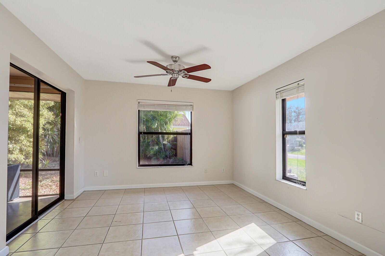 1991 3 / 2 1832 sq. ft. $ 2025-08-01 0 Photo