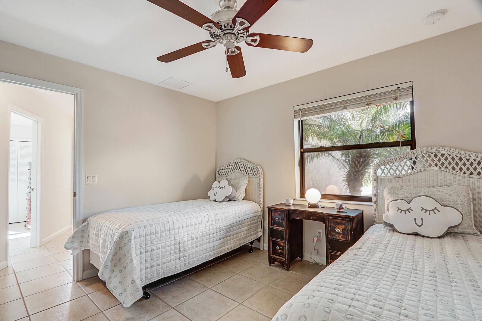 1991 3 / 2 1832 sq. ft. $ 2025-08-01 0 Photo