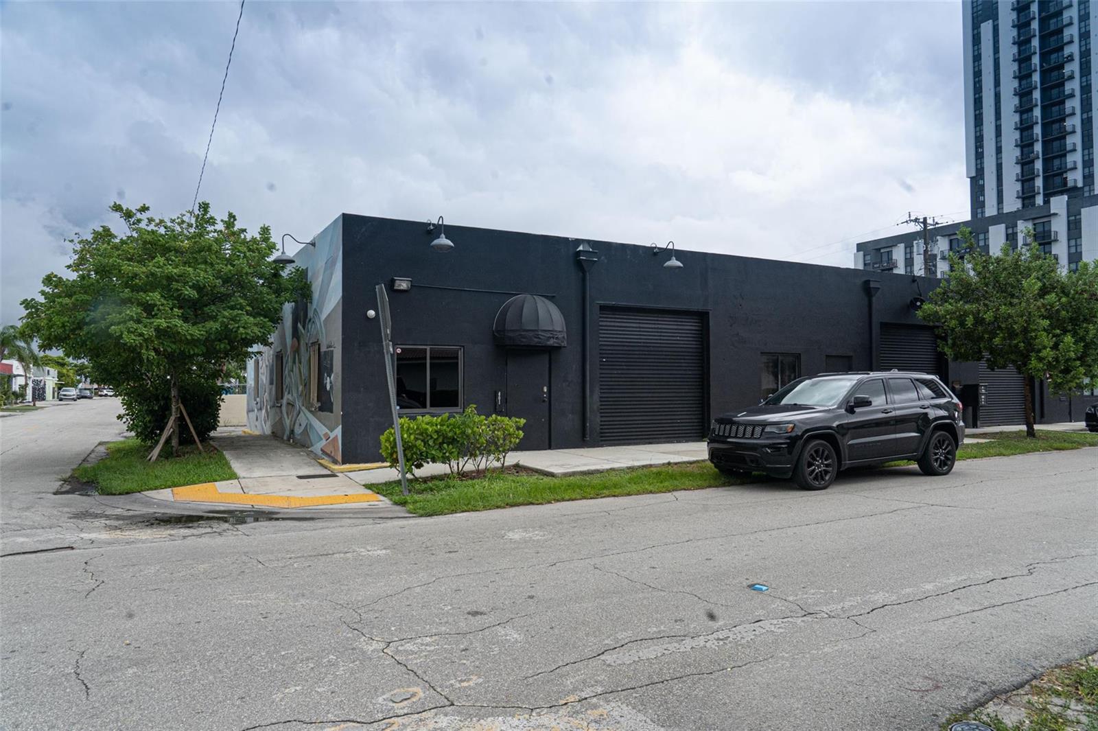 See details / 0 sq. ft. $ 2025-04-02 0 Photo